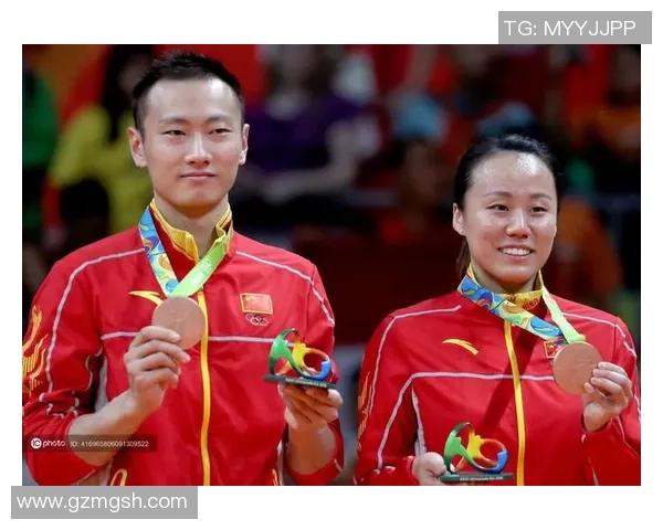 南京羽毛球队与西安羽毛球队赛后复盘分析力量对比与战术解析